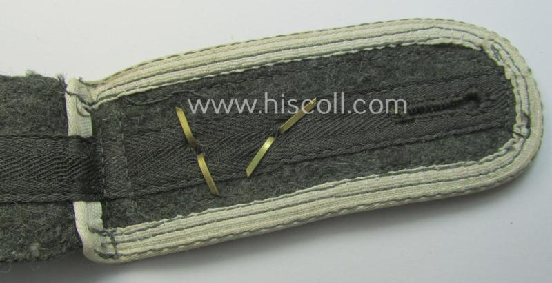 Single, later-war-period (ie. so-called: 'M44'-pattern-), simplified WH (Heeres) NCO-type shoulderstrap as was intended for usage by an: 'Oberfeldwebel eines Infanterie-Rgts.'