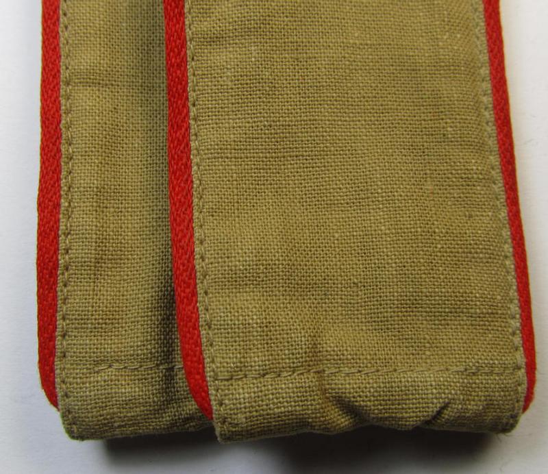 Superb - and/or fully matching! - pair of WH (Luftwaffe) 'tropical-styled', enlisted-mens'-type shoulderstraps (as was specifically intended for usage on the tropical-shirts ie. tunics) as was intended for a: 'Soldat der Flak-Artillerie-Truppen'