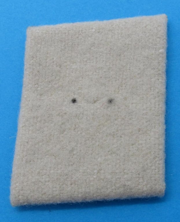 Hermann Göring division collar tabs