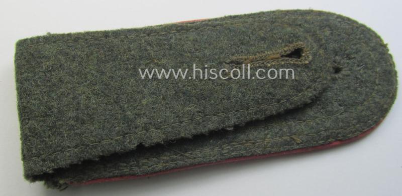 Single - but nevertheless rarely seen! - WH (Heeres) mid-war-period- (ie. 'M43'-pattern) 'cyphered', NCO-type shoulderstrap as was intended for a: 'Feldwebel des Kradschützen-Bataillons 8 der Pz.- u. Inf.-Div.'