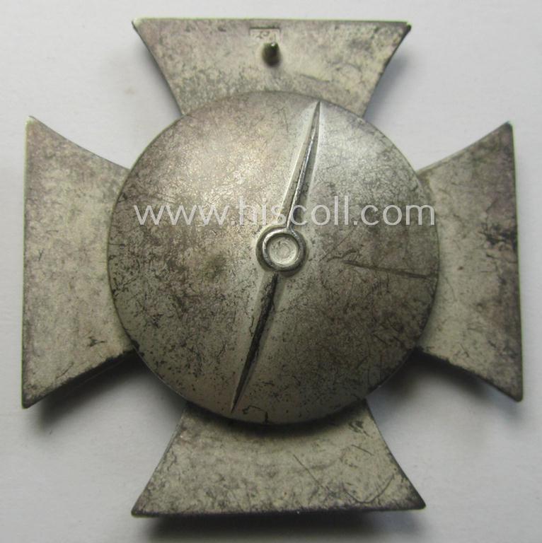 'Eisernes Kreuz 1. Kl.' as executed in the so-called: 'screw-back-version' (being an 'L/52'-marked example as produced by the: 'C.F. Zimmermann'-company)