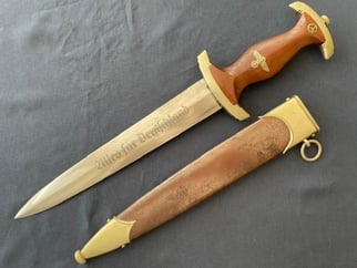 GERMAN WWII SA DAGGER 1933 MODEL BY CARL...