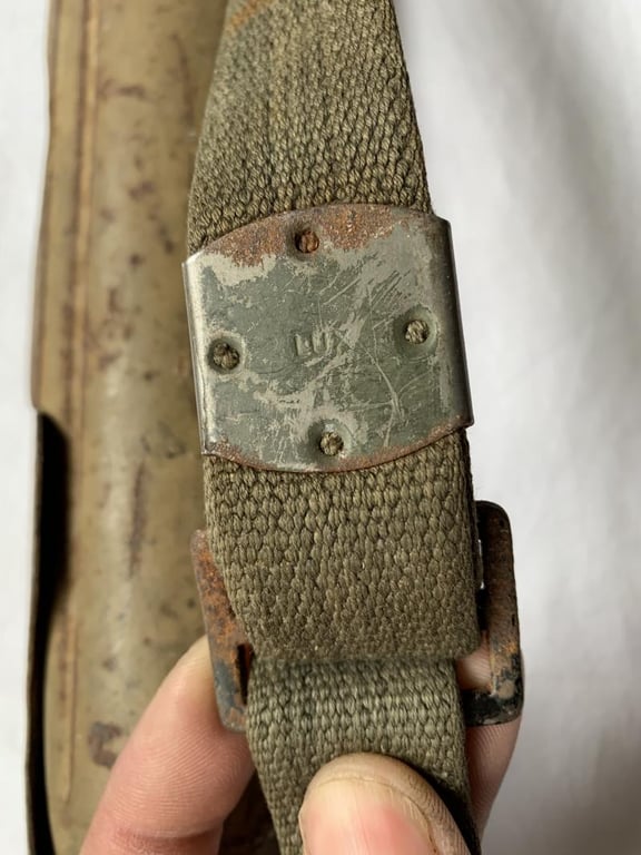 MG 34  Spare Barrel Carrier