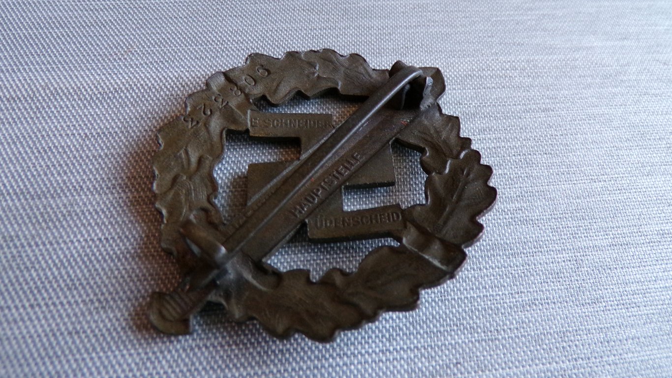 SA Sports Badge in Bronze E. Schneider & Numbered