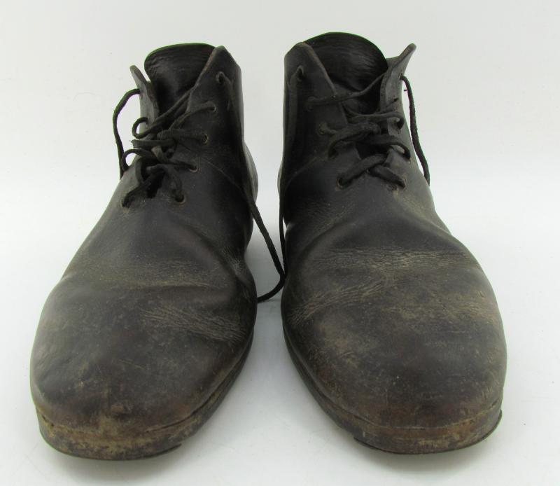 DRK 'Helferin' Uniform Complete with Shoes