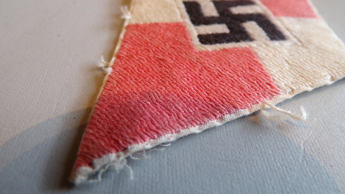 Early Woven HJ / BDM Member’s Tunic Diamond
