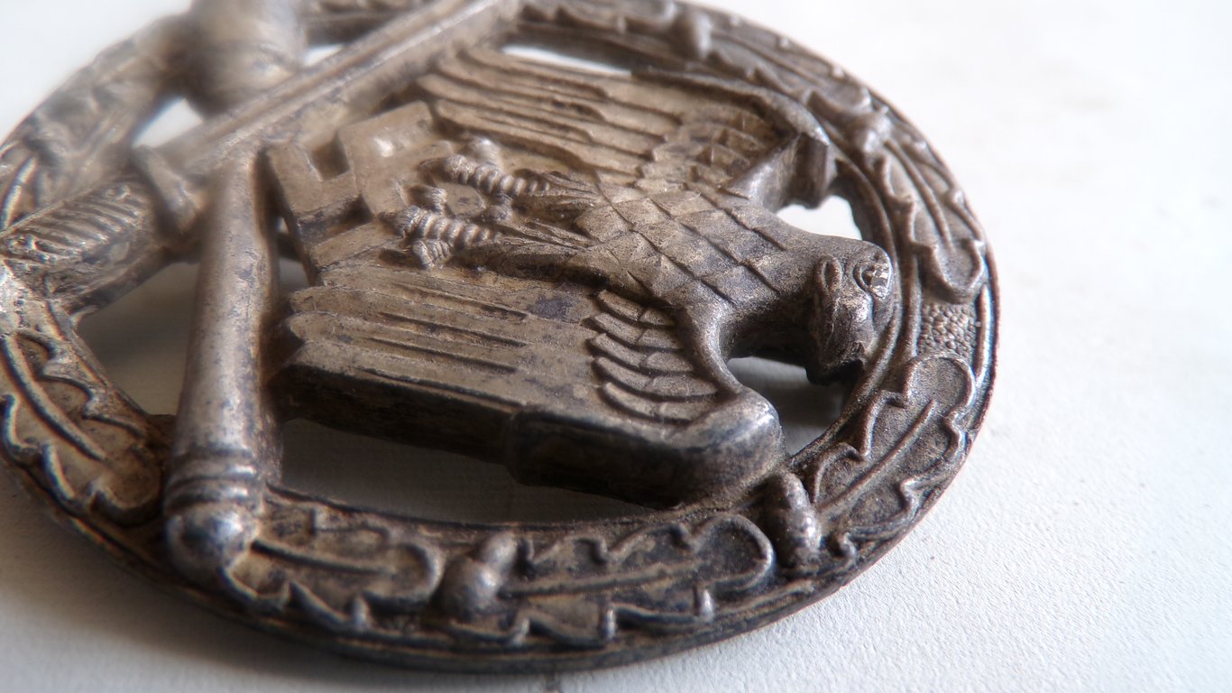 General Assault Badge in Silver Frank & Reif