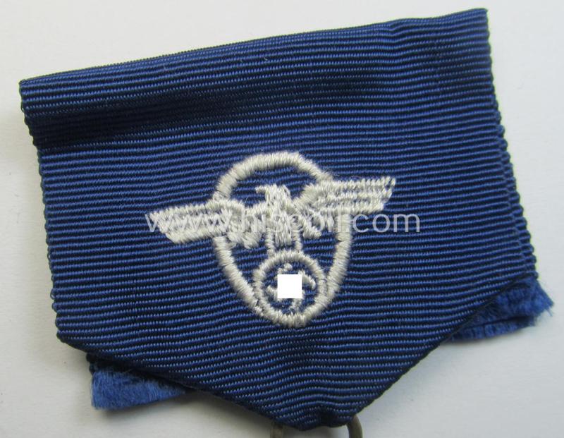 Attractive, silver-class 'Polizei-Dienstauszeichnung 2. Stufe' (or: police loyal-service medal second-class) that comes with its accompanying (and scarcely seen!) broad-shaped ribbon (ie. 'Bandabschnitt')