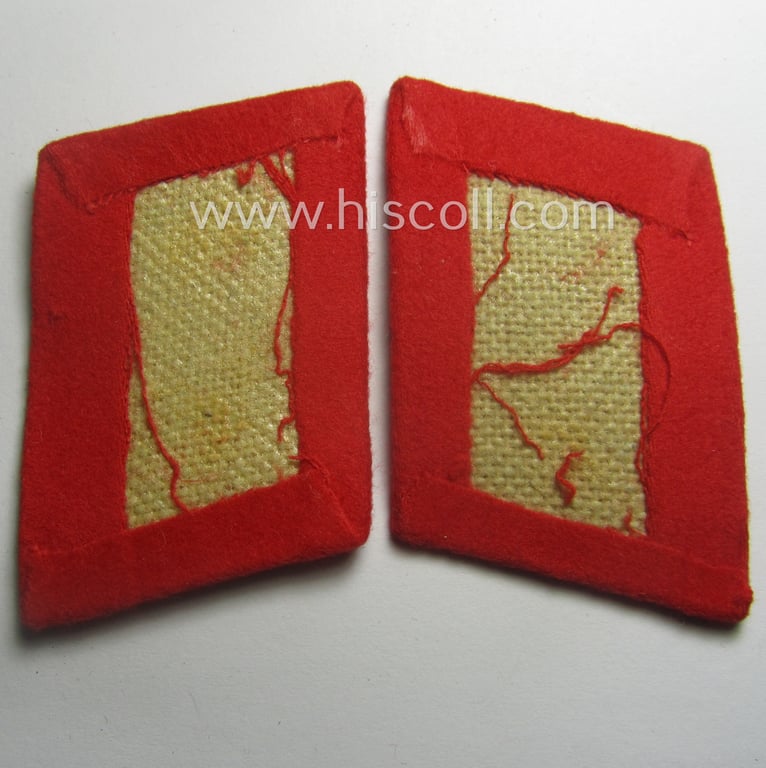 Superb - fully matching and 'virtually mint'! - pair of WH (Luftwaffe) bright-red-coloured, EM- (ie. NCO-) type collar-patches (ie. 'Kragenspiegel') as was intended for usage by a member within a: 'Flak-Artillerie'-regiment ie. unit