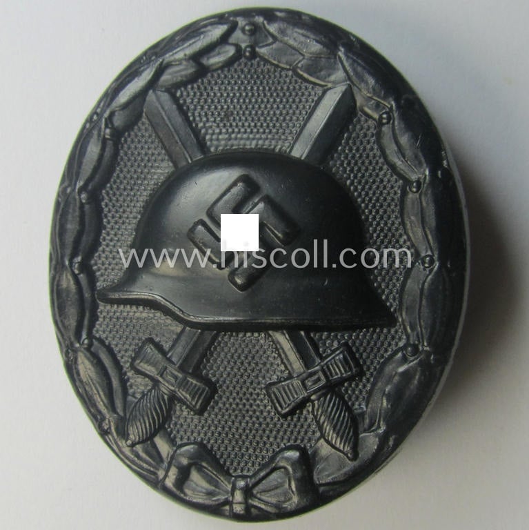 'Verwundeten-Abzeichen in Schwarz' being a maker- (ie. 'L/53'-) marked example by the company: 'Hymmen & Co.' and that came stored in its typical 'LDO'-type etui (ie. two-pieced-box)