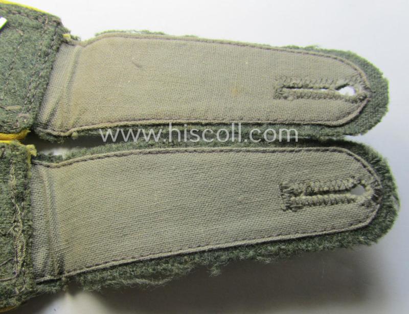 Pair of WH (Heeres) NCO-type (ie. 'M40- o. M43'-pattern) shoulderstraps: 'Feldwebel eines Heeres Nachrichten-Abtgs.'