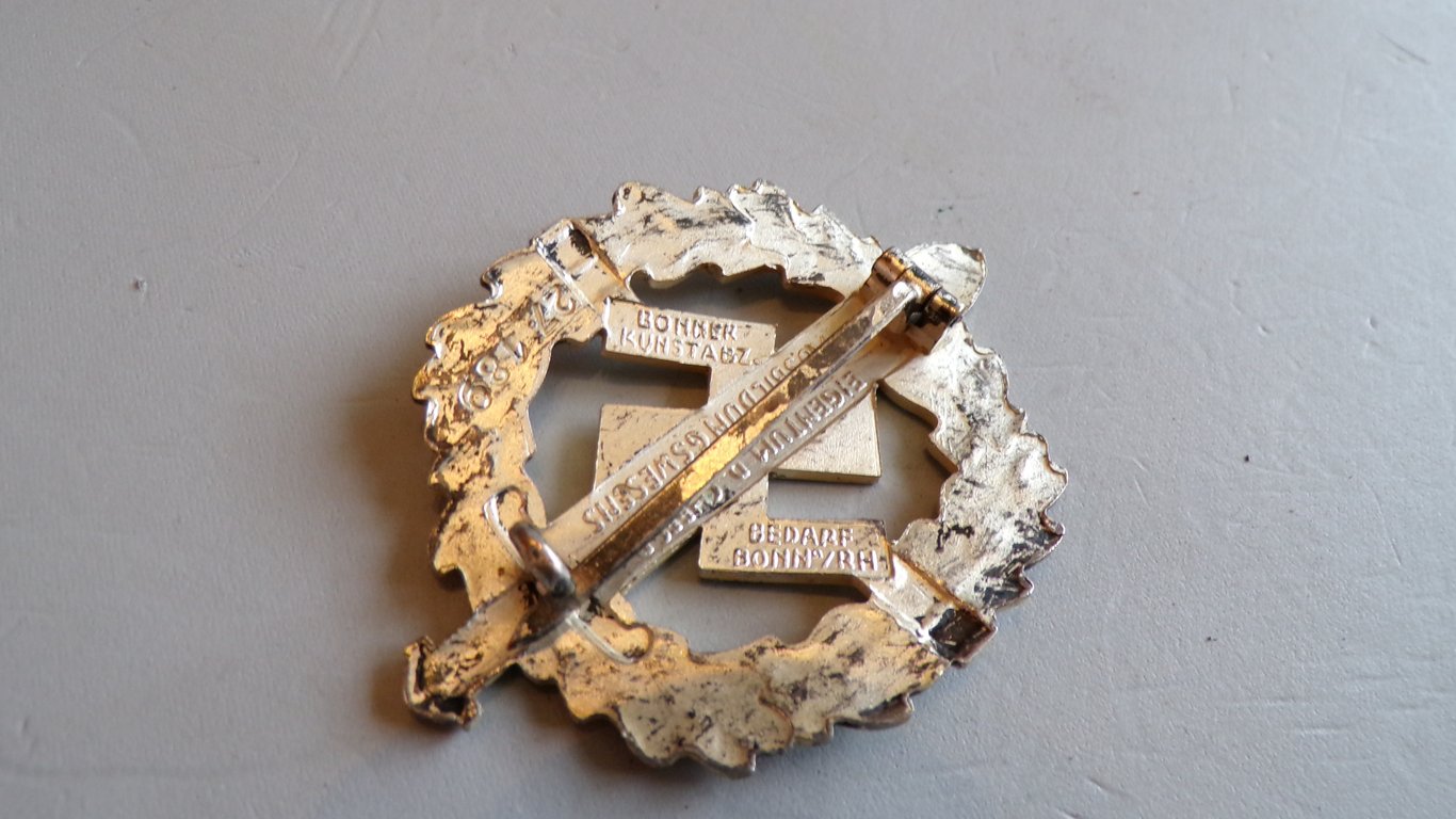 S.A Sportabzeichen in Silber