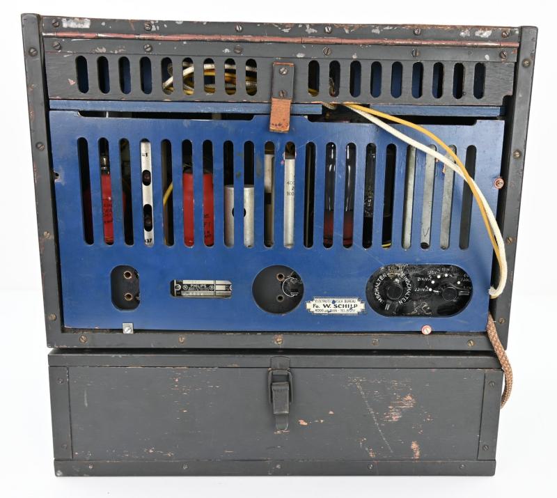 German WH Philips 156 UBV Broadcast Receiver