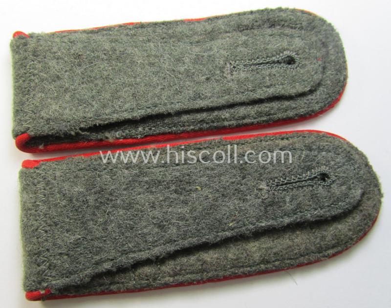 Fully matching - and actually scarcely seen! - pair of 'Ostvölker'- (ie. 'ROA'-) related shoulderstraps showing the bright-red-coloured piping (and having a single-pieced- and horizontally-mounted rank-stripe 'off-factory'-attached)