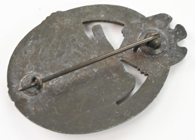 German Panzer Assault Badge in Bronze ''HA''