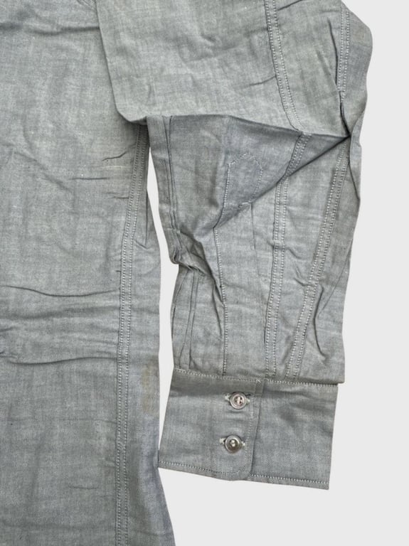 Service Shirt of the Luftwaffe...Unissued !!