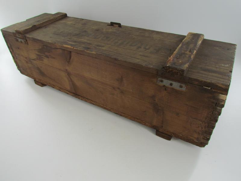 Luftschutz Entgiftungsspritze With Original Wood Crate
