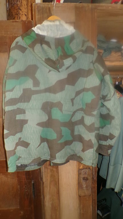 Unissued M43 Splinter Camouflage Winter Parka