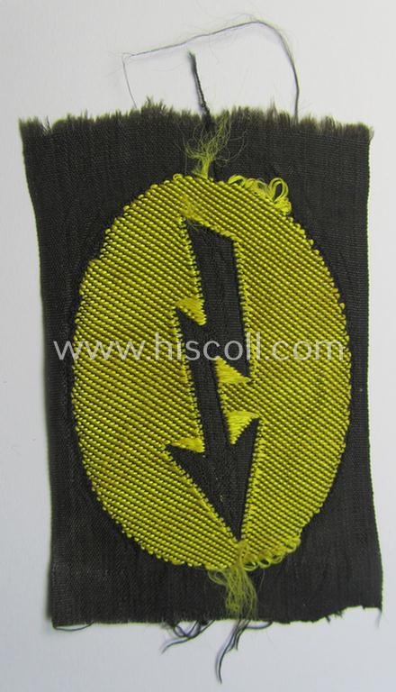 Superb - and scarcely seen! - WH (Heeres) specifc female-related so-called: trade- and/or special-career arm-insignia (ie.: signal-'Blitz' or: 'Laufbahn- o. Tätigkeitsabzeichen') as was intended for usage by a: 'Heeres-Nachrichten-Helferin'