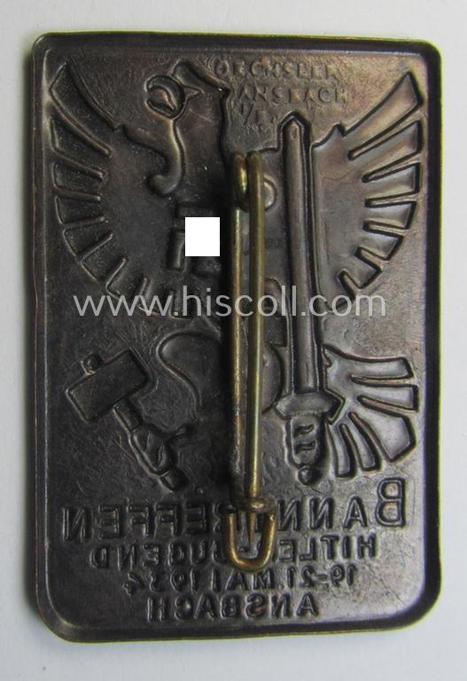 Darker-bronze-toned HJ ('Hitlerjugend') related 'tinnie' being a maker- (ie. 'Deschler - Ansbach'-) marked example showing the text: 'Banntreffen Hitler-Jugend - 29.-21. Mai 1934 - Ansbach'
