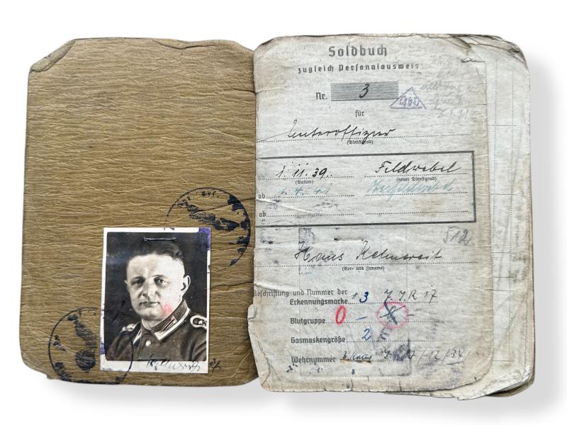 Grouping of Oberfeldwebel -Hans Kelmereit-