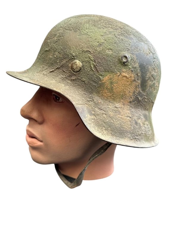 WH/SS M42 Helmet in Rough 4 Tone Camouflage Paint