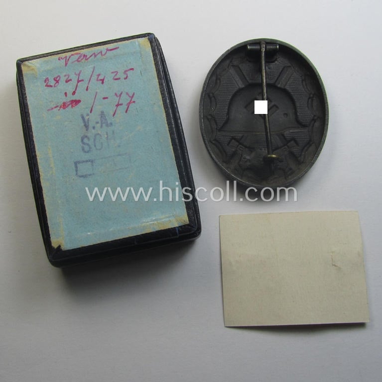 'Verwundeten-Abzeichen in Schwarz' being a maker- (ie. 'L/56'-) marked example by the company: 'Funcke & Brüninghaus' and that came stored in its typical 'LDO'-type etui (ie. two-pieced-box)