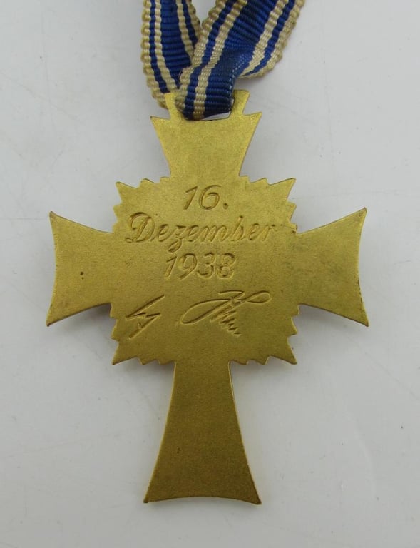 German Mothers Cross in Gold