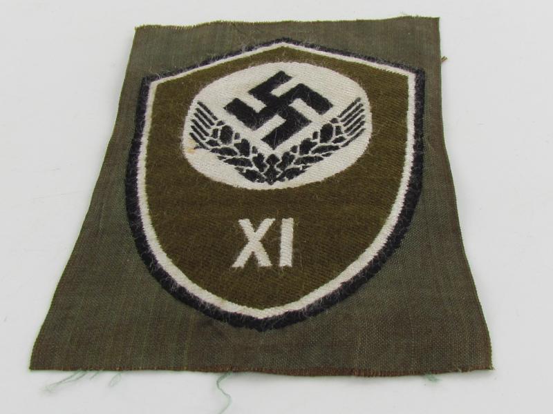 'RADwJ'-sleeve-badge ( Female Related )