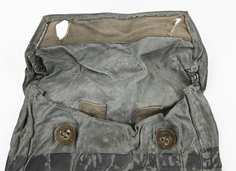 German WH M31 Gascape Pouch