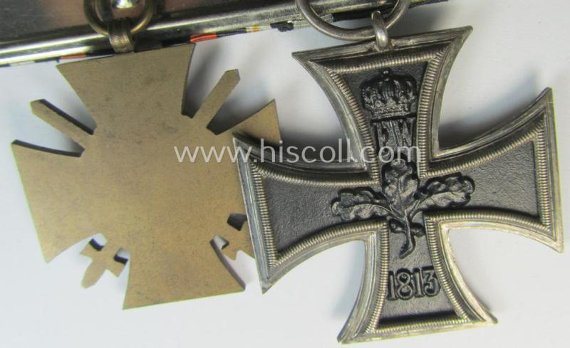 Attractive, WWI-period so-called: 'Doppelspange' (being of the 'detachable-pattern') showing resp. an: 'EK II. Klasse' and a: 'FKK 1914-18 mit Schw.' and that comes as recently found