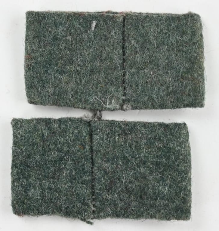 German WH Shoulderboard Slip-ons 'A.R.680'