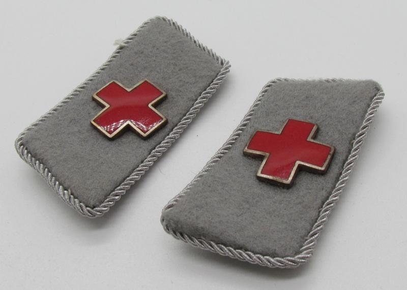Deutsches Roten Kreuz (DRK) Collar Tab Set
