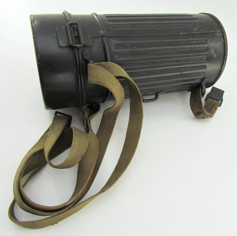 Reichswehr /Wehrmacht Early Short Gasmask Cannister ( complete )