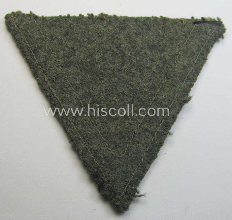 WH (Heeres) 'Armwinkel' (or: arm-chevron): 'Gefreiter'