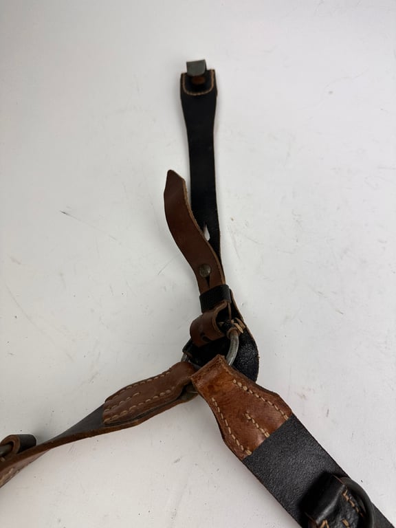 WW2 German Y straps Mint condition.