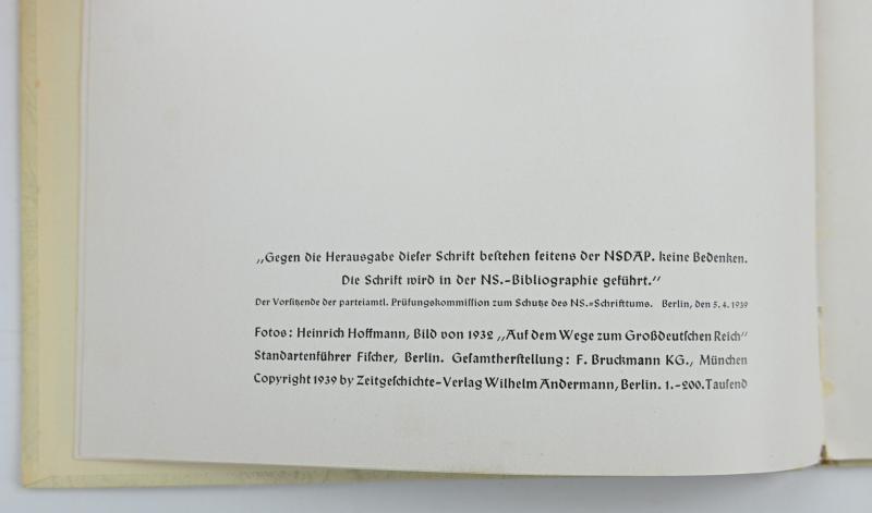 German Book: 'Das Antlitz des Führers'