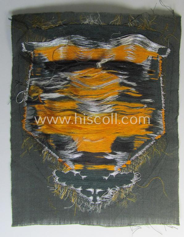 Superb - and scarcely encountered! - WH (Heeres), flat-wire- (ie. 'BeVo'-) woven 'Ärmelabzeichen für Fahnenträger des Heeres' as was intended for a soldier (ie. NCO) who served within a: 'Aufklärungs- o. Kavallerie'-unit