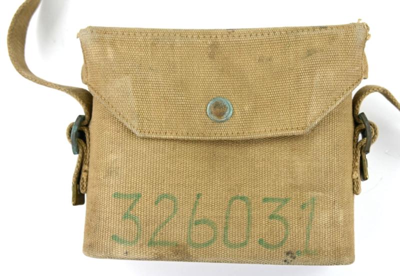British WW2 Carrying Pouch with US bino
