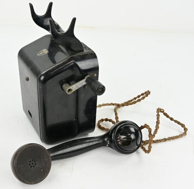 German WW2 Period Telephone 'Siemens & Halske'