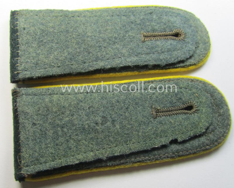 Attractive - fully matching and moderately used! - pair of WH (Heeres) NCO-type (ie. 'M36- o. M40'-pattern) neatly 'cyphered shoulderstraps as was intended for usage by an: 'Unterfeldwebel des Heeres Nachrichten-Abteilungs 5'