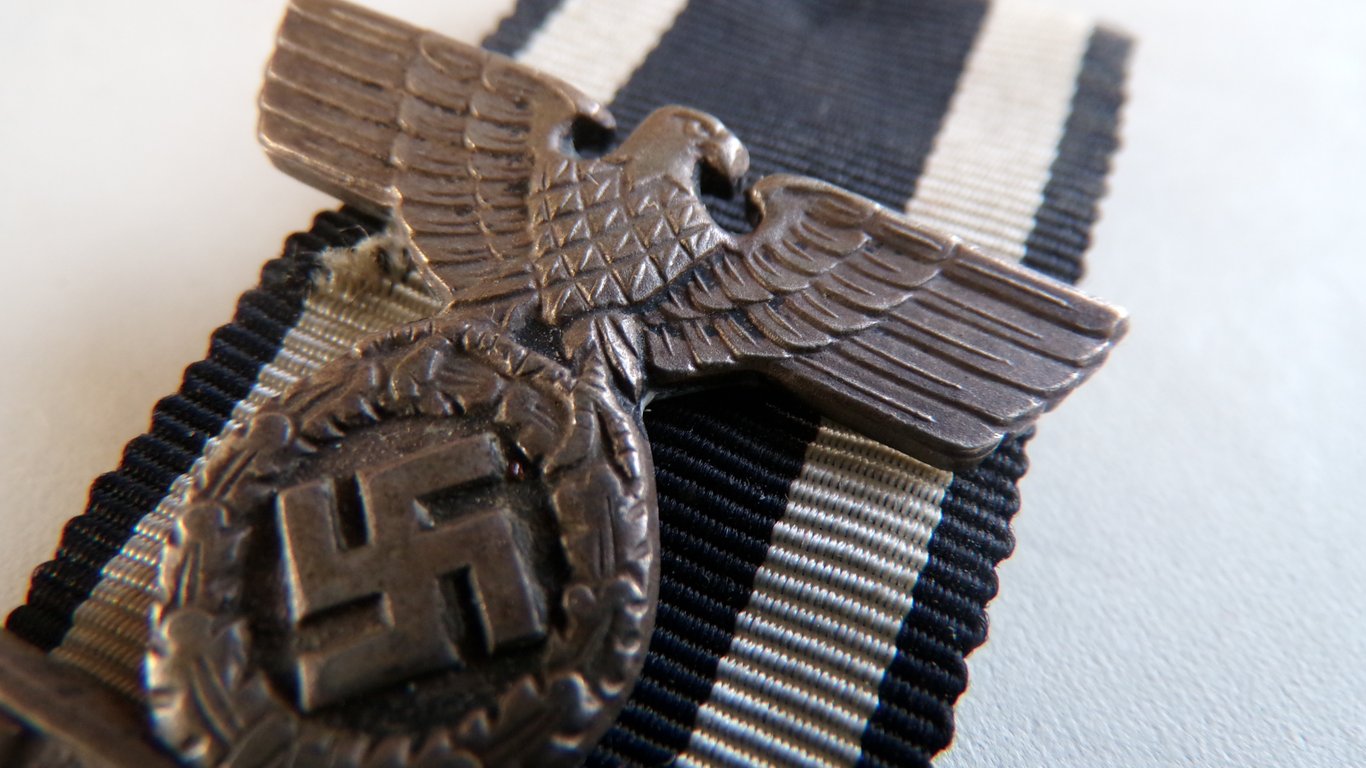 1939 Clasp to the 1914 Iron Cross 2nd Class