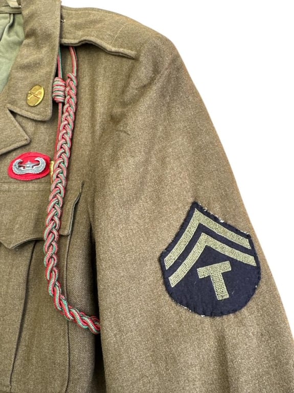 US WWII Glider Artillery Ike Jacket and Garrison Cap