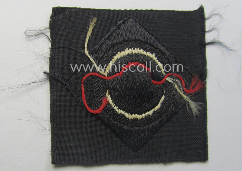 WH (Heeres ie. 'Panzer') 'standard-issue'-pattern side-cap-cocarde (ie. 'Kokarde für Panzer-Schiffchen') as executed in: 'BeVo'-weave pattern