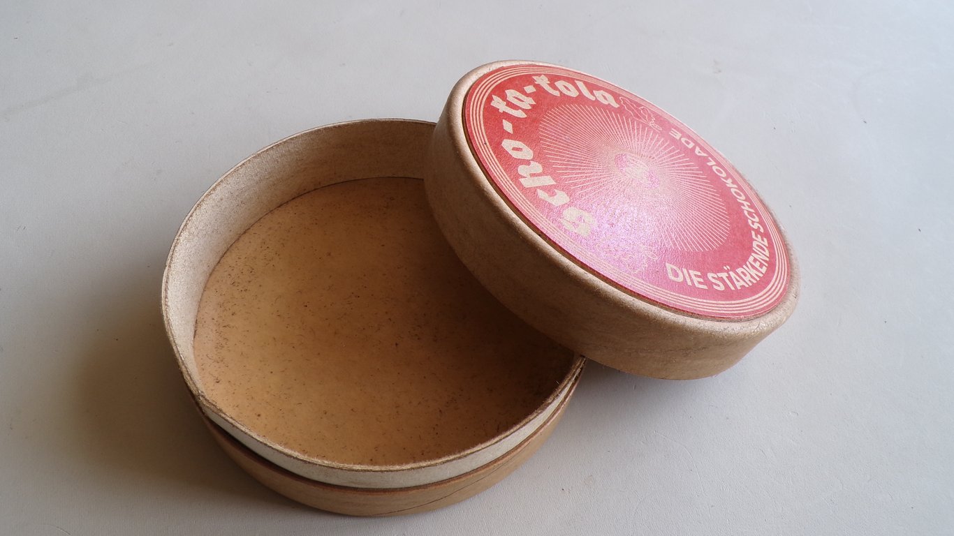 Rare 1940 Wehrmacht Cardboard Scho-Ka-Kola Container