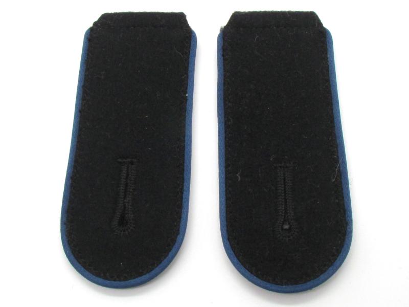 Waffen SS Medical ( Sanitäter ) shoulder boards