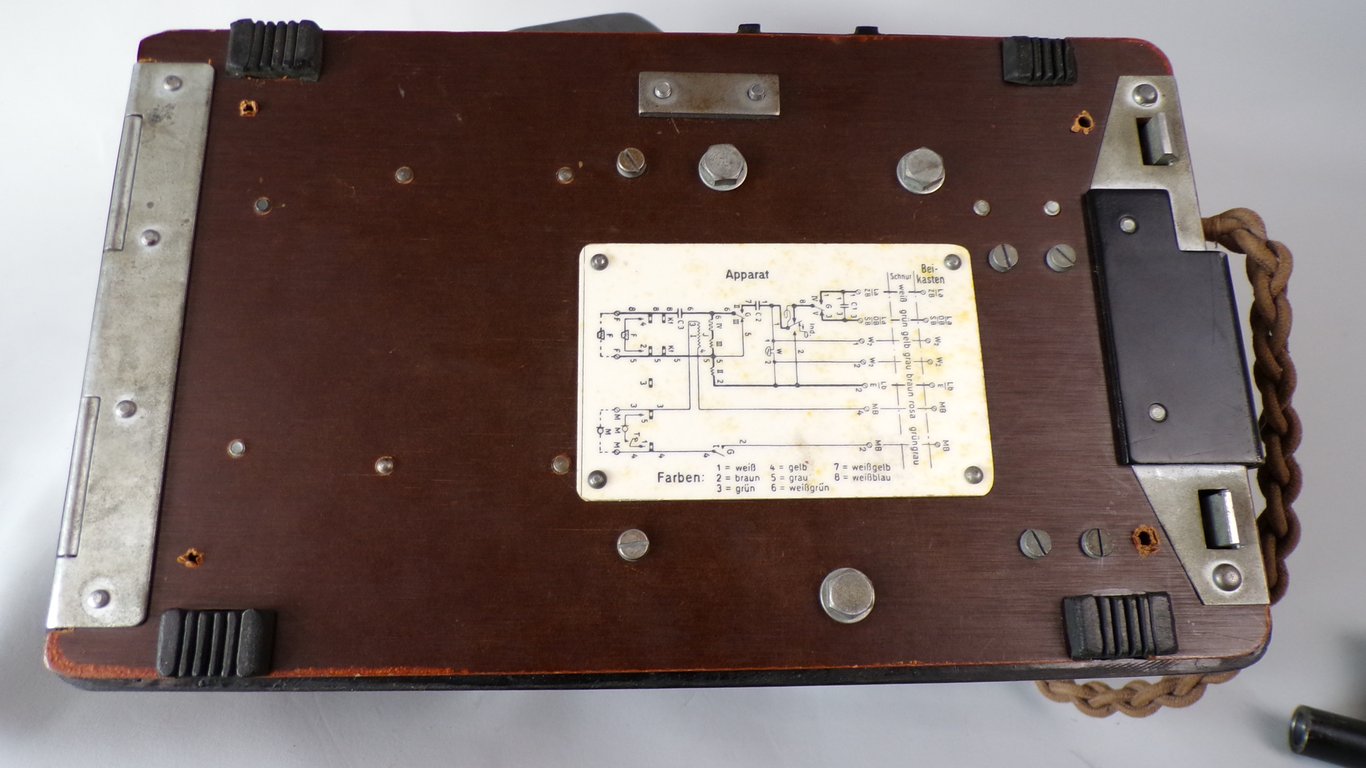 Tischfernsprecher 38 (OB38) Desk Telephone