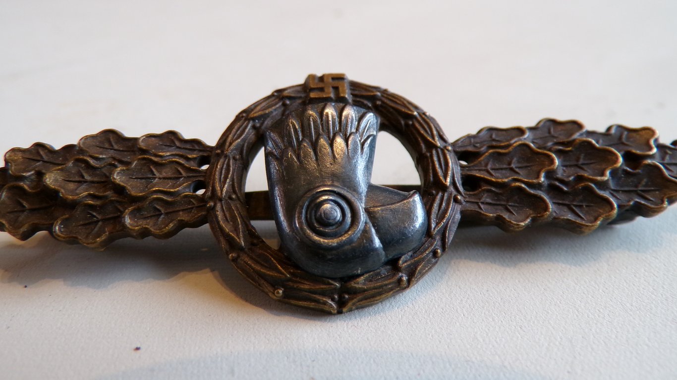 Reconnaissance Operational Flying Clasp
