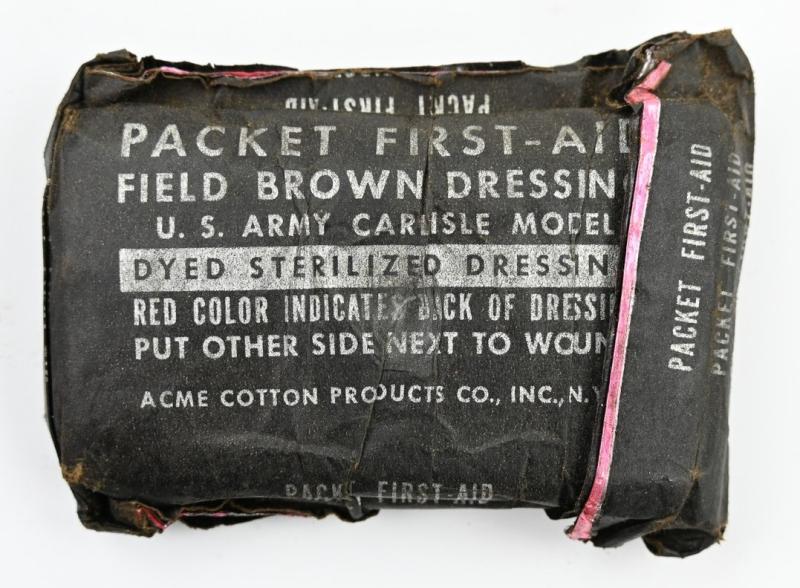 US WW2 First Aid Kit with Pouch
