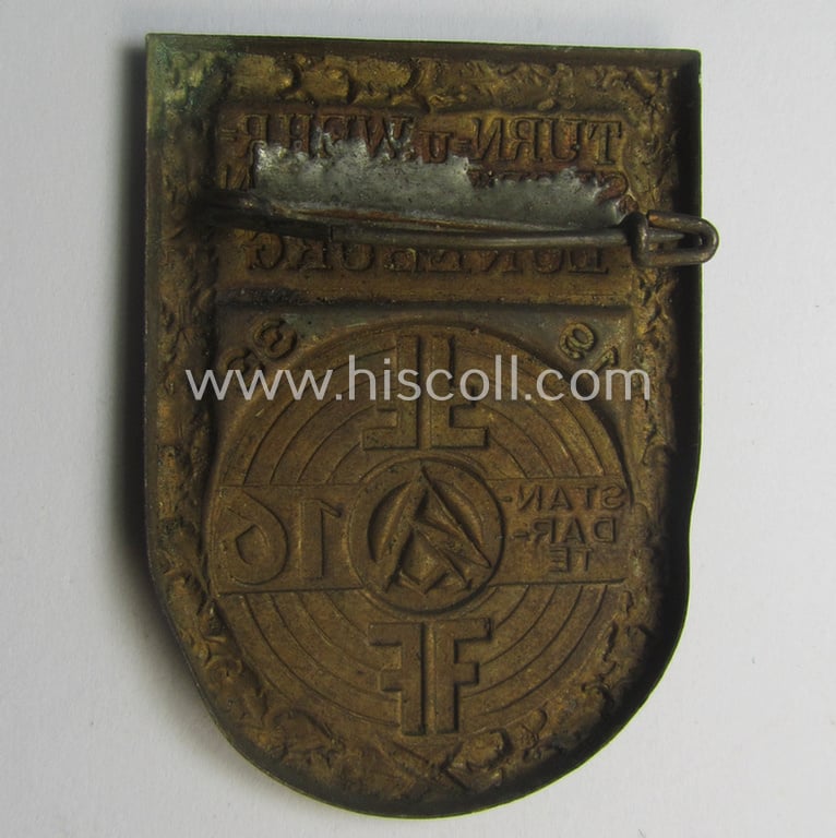 Commemorative, golden-bronze-coloured 'SA- o. Sturmabteilungen'-related 'tinnie' being a non-maker-marked (and early-period!) example showing a detailed SA-logo and text: 'Turn- u. Wehrsporttreffen - Lüneburg - Standarte 16'